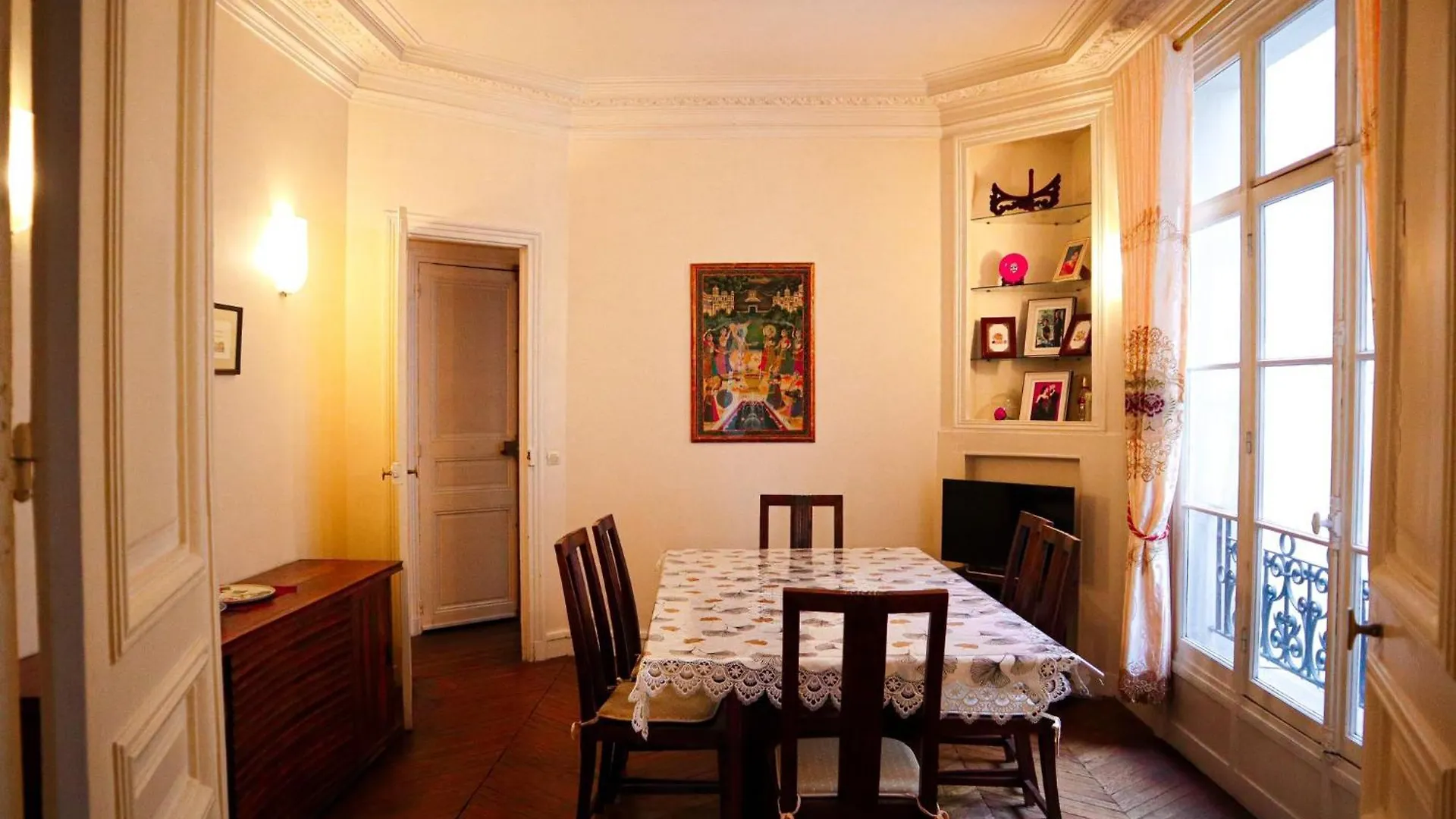 Apartment Grand Proche Champs Elysees Paris